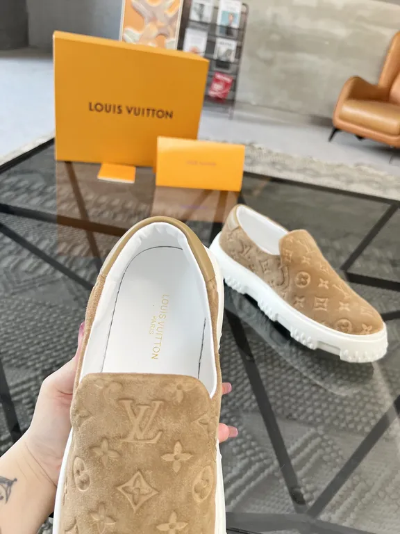 Louis Vuitton Shoe 